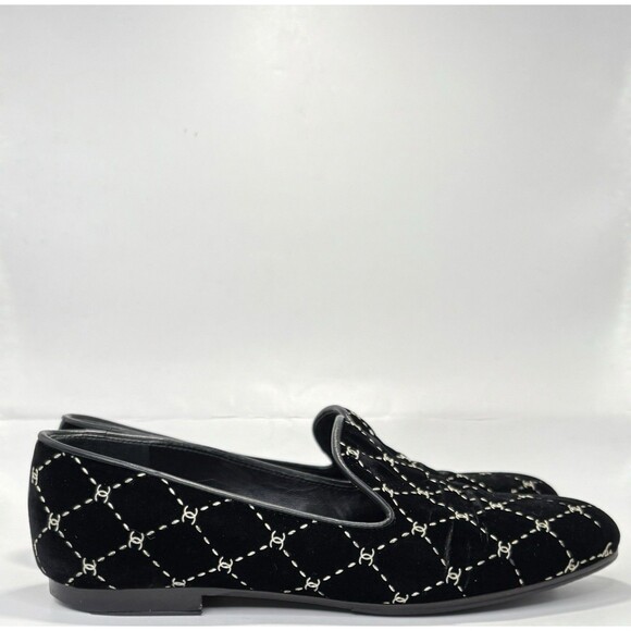Chanel Black Velvet Loafers w/ Silver Metal CC Logo Accents 2017 EU Sz 36 6 - Picture 2 of 14